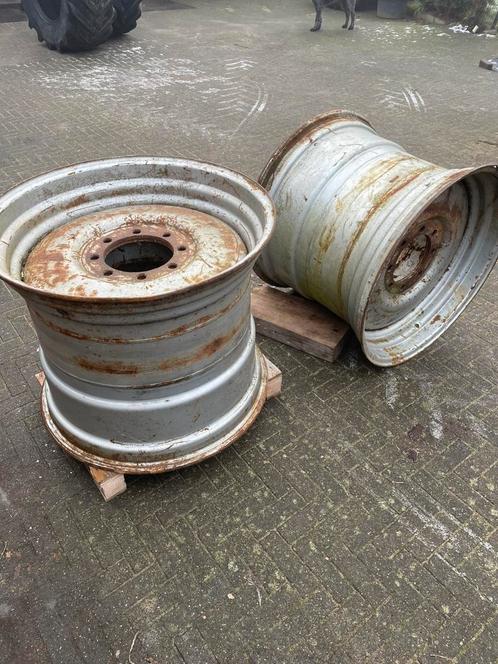 Velgen DW27Ax32 + W15x28, Zakelijke goederen, Agrarisch | Onderdelen | Banden, Velgen en Assen, Ophalen