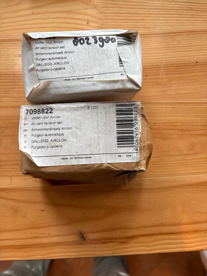 2x Nefit Ecomline Excellent Airclon Ontluchter, Doe-het-zelf en Verbouw, Verwarming en Radiatoren, Gebruikt, Cv-ketel of Combi-ketel