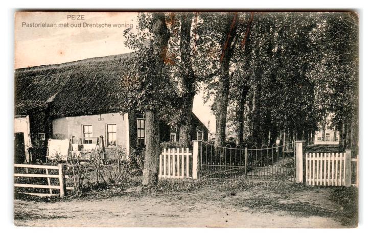 Peize, Pastorielaan met oud Drentsche woning, Verzamelen, Ansichtkaarten | Nederland, Gelopen, Drenthe, Voor 1920, Verzenden