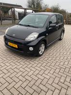 Daihatsu Sirion 1.3 2006 Zwart AIRCO APK, Auto's, Daihatsu, Voorwielaandrijving, Stof, 4 cilinders, Zwart