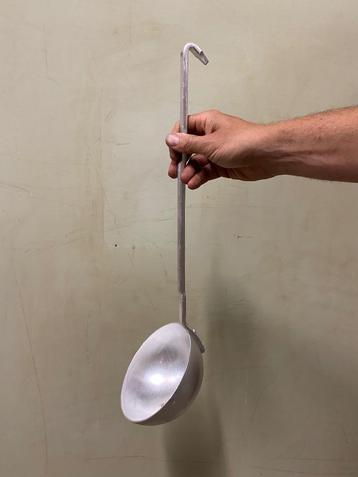 Grote partij vintage XL soeplepels beschikbaar voor biedingen