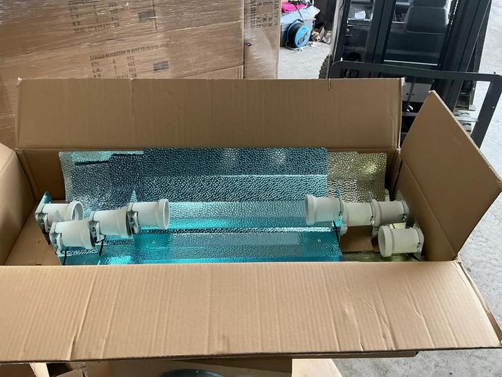 Kweeklampen / reflectoren / Nieuw, Tuin en Terras, Kweekspullen, Nieuw, Kweeklamp, Ophalen