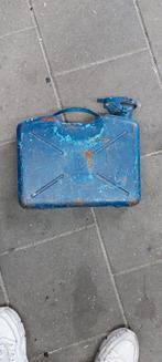 Oude blauwe jerrycan, Ophalen of Verzenden, Gebruikt