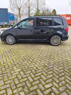 Volkswagen touran 1.2 tsi 7 pers facelif motor start verijdb, Auto diversen, Schadeauto's, Ophalen of Verzenden, Wit, Benzine