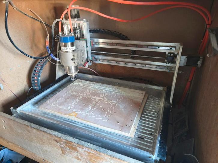 CNC freesmachine watergekoeld, Doe-het-zelf en Verbouw, Gereedschap | Freesmachines, Zo goed als nieuw, Elektrisch, Overige soorten