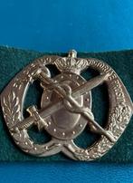 Baret embleem Regiment geneeskundige troepen, Verzamelen, Ophalen of Verzenden, Luchtmacht, Nederland, Embleem of Badge