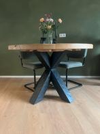 Massief eiken eettafel (rond) - ø120 cm, Ophalen, 100 tot 150 cm, Zo goed als nieuw, Vier personen