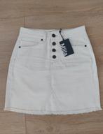 Nieuw - Milla Amsterdam crème off-white spijkerrokje - mt 34, Verzenden, Beige, Nieuw, Maat 34 (XS) of kleiner
