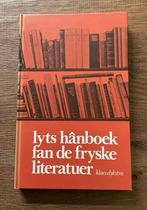 Lyts hânboek van de fryske literatuer, Gelezen, Ophalen of Verzenden, Nederland, Klaes Dystra