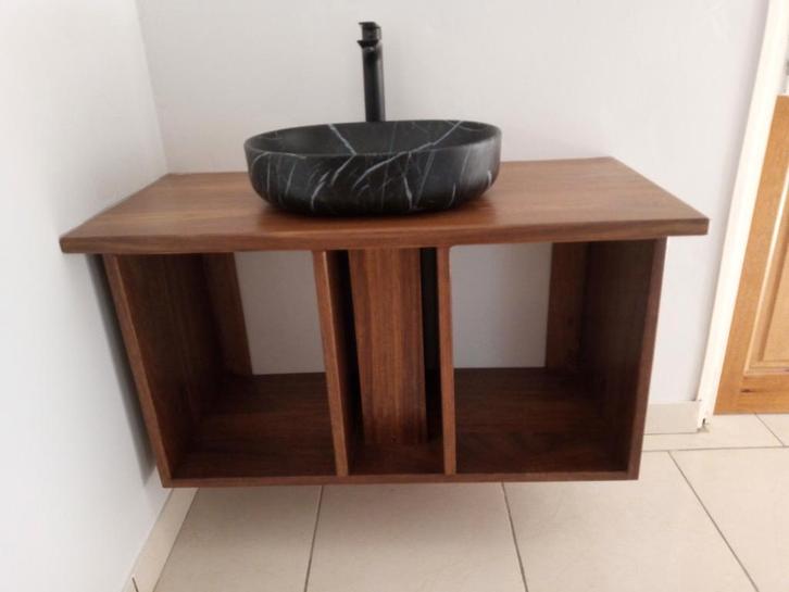 Amie Klus-Service: Allround Klusjesman, Huis en Inrichting, Badkamer | Badkamermeubels, Nieuw, Overige typen, Minder dan 100 cm