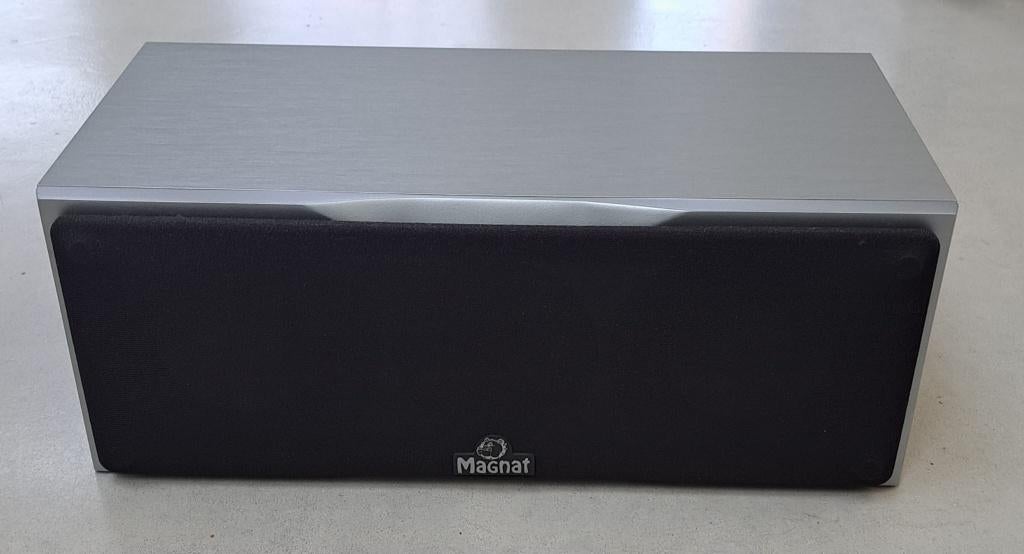 Centerspeaker, Magnat, Ophalen of Verzenden, Zo goed als nieuw, 60 tot 120 watt