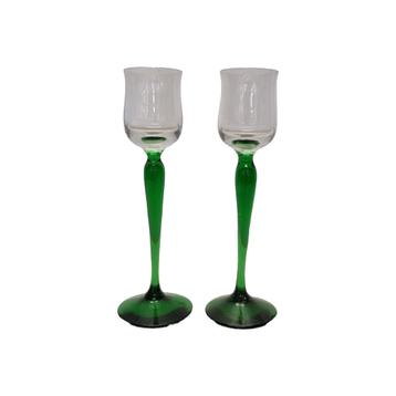 Vintage borrelglazen met groene voet beschikbaar voor biedingen