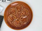 Mooi vintage retro oesterbord met relief, Ophalen of Verzenden