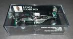 Minichamps 1:43 Lewis Hamilton HALO test, Hobby en Vrije tijd, Modelauto's | 1:43, Verzenden, Nieuw