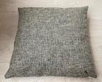 Origineel Fendi Kussen - Prachtig!, Ophalen of Verzenden, Zo goed als nieuw, Grijs, Vierkant