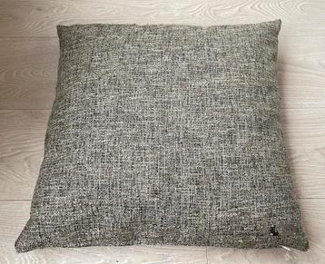 Origineel Fendi Kussen - Prachtig! beschikbaar voor biedingen