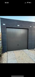 Gratis Nieuwe Hörmann Garagedeur - 2.50x2.45m, Doe-het-zelf en Verbouw, Deuren en Horren, Ophalen of Verzenden, Metaal, 120 cm of meer
