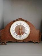 Antieke vintage klok, Antiek en Kunst, Antiek | Klokken, Ophalen of Verzenden