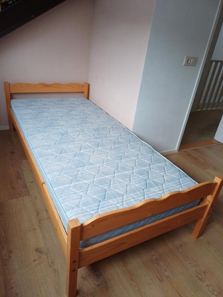 1-persoons bed, Ophalen, Gebruikt, 90 cm, 200 cm