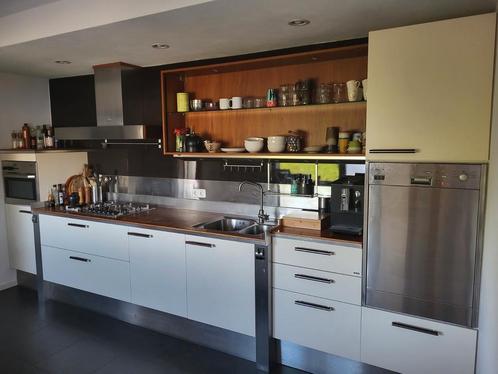 Italiaanse design keuken met Miele apparatuur, Huis en Inrichting, Keuken | Complete keukens, Gebruikt, Enkelwandige keuken, Wit