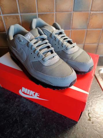Nike Air Max 90 - Maat 43 - Bijna Nieuw! beschikbaar voor biedingen