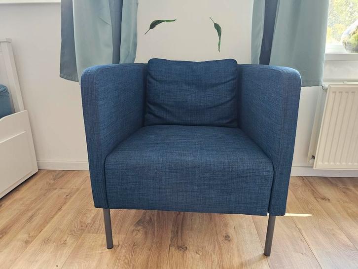 Mooie blauwe Ikea Ekero fauteuil, Huis en Inrichting, Fauteuils, Zo goed als nieuw, Ophalen