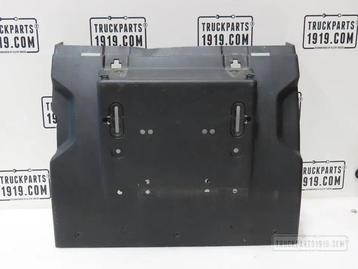 Volvo 22087700 Spatbord beschikbaar voor biedingen
