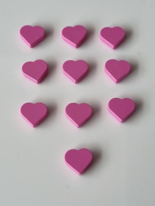10 nieuwe lego tegels in hart vorm dark pink / donker rose, Kinderen en Baby's, Speelgoed | Duplo en Lego, Nieuw, Lego, Losse stenen