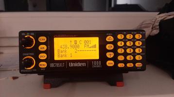 Te koop bearcat uniden ubc785xlt scanner.  beschikbaar voor biedingen