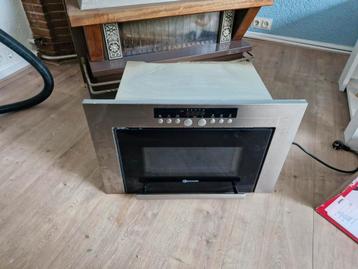 Bauknecht Inbouw Combi-Magnetron beschikbaar voor biedingen