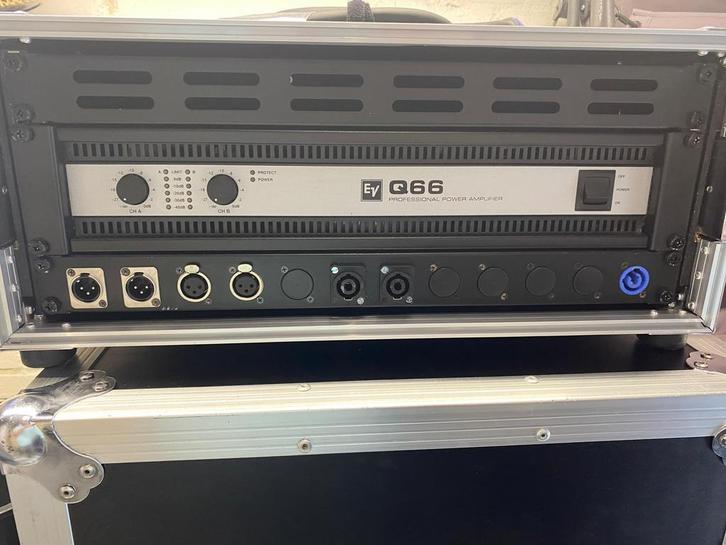 Te koop EV Q66 versterker in flightcase, Muziek en Instrumenten, Versterkers | Keyboard, Monitor en PA, Zo goed als nieuw, Ophalen