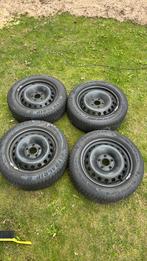 Te koop set stalenvelgen met winterbanden Renault megane, Auto-onderdelen, Banden en Velgen, Ophalen, Gebruikt, Velg(en), 16 inch