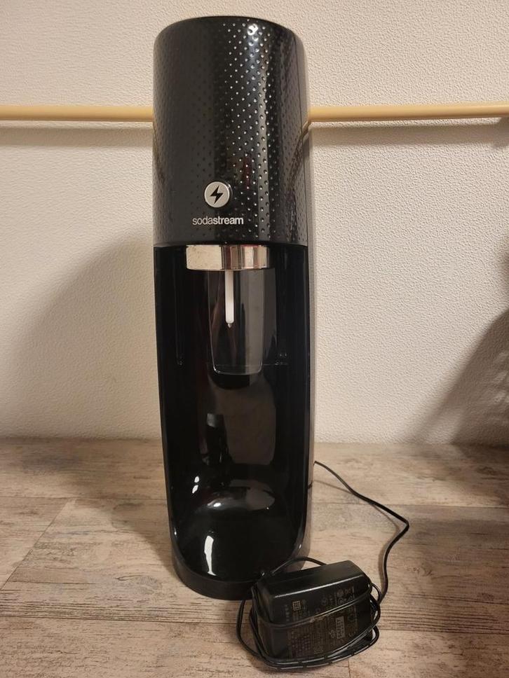 SodaStream Apparaat, Witgoed en Apparatuur, Bruiswatermachines, Zo goed als nieuw, Ophalen of Verzenden