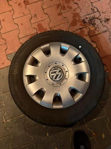 Volkswagen winter banden met velgen beschikbaar voor biedingen