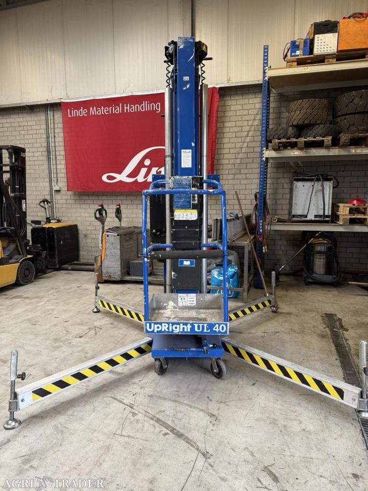 UPRIGT, Zakelijke goederen, Machines en Bouw | Kranen en Graafmachines