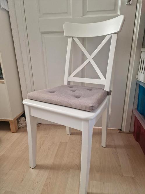ikea, 2 eetkamerstoelen INGOLF, Huis en Inrichting, Stoelen, Gebruikt, Vier, Wit, Ophalen