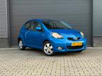 Toyota Aygo 1.0 12V Vvt-i 5DRS 2009 Blauw, Voorwielaandrijving, 68 pk, Origineel Nederlands, Handgeschakeld