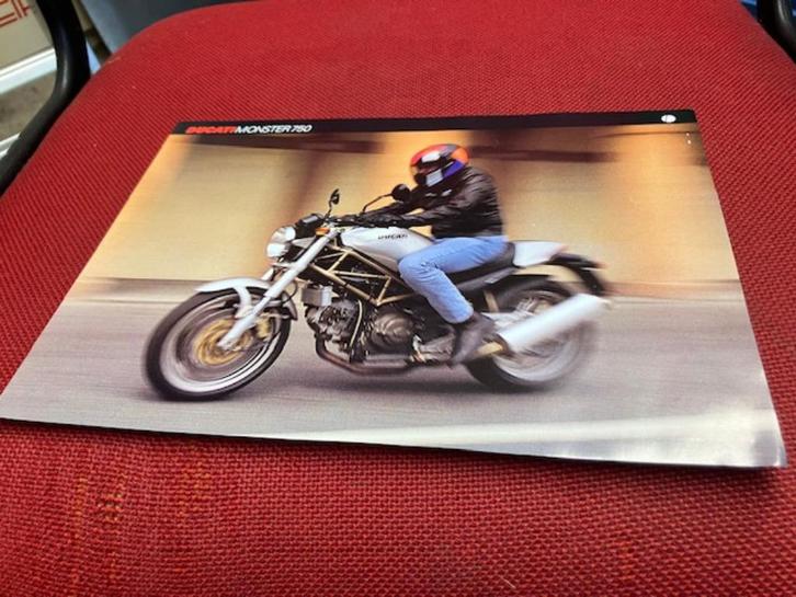 Nieuwe originele folder Ducati Monster 750 M750 Monster, Motoren, Handleidingen en Instructieboekjes, Ducati, Ophalen of Verzenden