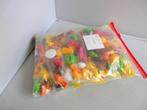 Plus # zak met +- 150 emoji's ongesorteerd, Verzamelen, Supermarktacties, Plus, Ophalen of Verzenden