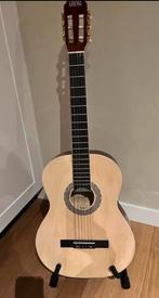 LaPaz 002 NT 4/4 formaat klassieke gitaar, Ophalen of Verzenden, Zo goed als nieuw