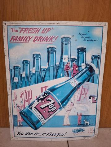 Reclamebord 7Up - Seven Up - 7 Up limonade beschikbaar voor biedingen