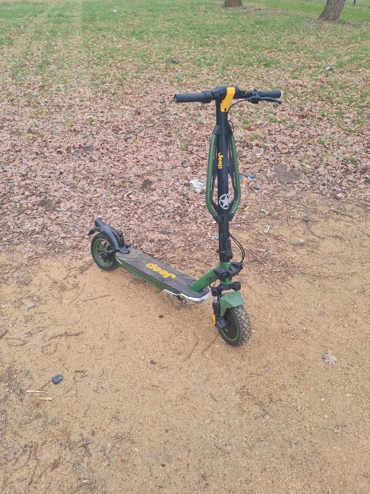 Elektrische step jeep, Fietsen en Brommers, Steps, Gebruikt, Elektrische step (E-scooter), Ophalen