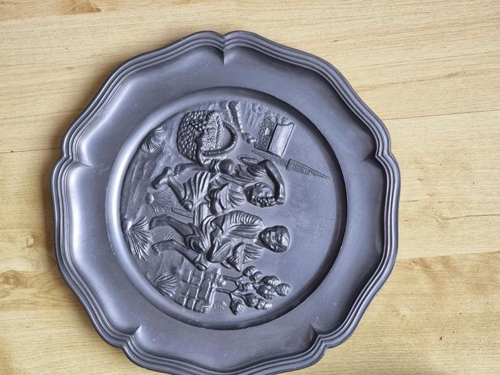 Tinnen Wandbord met Keurmerk. De " druiveneters"., Antiek en Kunst, Antiek | Tin, Ophalen of Verzenden