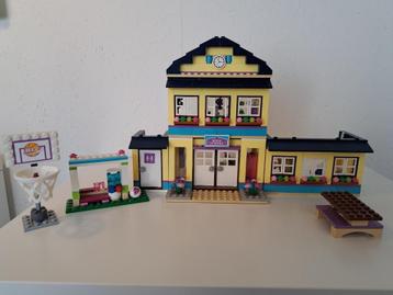 Lego Friends Heartlake school - 41005 beschikbaar voor biedingen