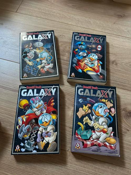 Donald duck weekbladen en pockets, Boeken, Strips | Comics, Zo goed als nieuw, Meerdere comics, Europa, Ophalen of Verzenden