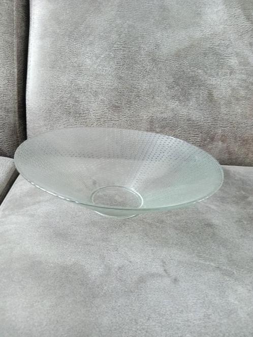Glazen Kom met Ribbels - Vintage, Huis en Inrichting, Keuken | Servies, Zo goed als nieuw, Kom(men), Overige stijlen, Glas, Ophalen of Verzenden