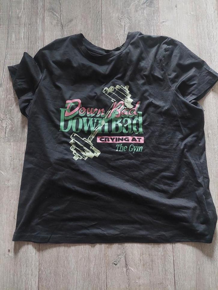 Taylor Swift Inspired T-shirt - Niet Officieel, Kleding | Dames, T-shirts, Nieuw, Maat 42/44 (L), Zwart, Korte mouw, Ophalen of Verzenden