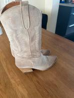 Beige Suède Cowboy Laarzen, Beige, Lage of Enkellaarzen, Ophalen of Verzenden, Gedragen