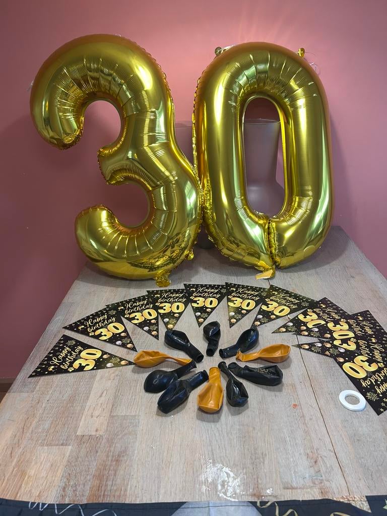 Versiering verjaardag 30 ballons/slinger/spandoek, Ophalen, Versiering, Verjaardag