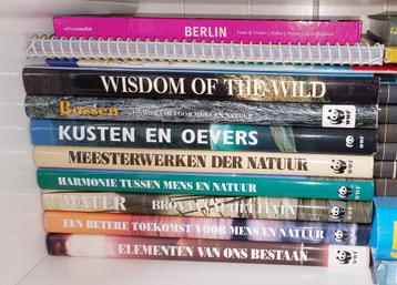 Allerlei natuurboeken beschikbaar voor biedingen